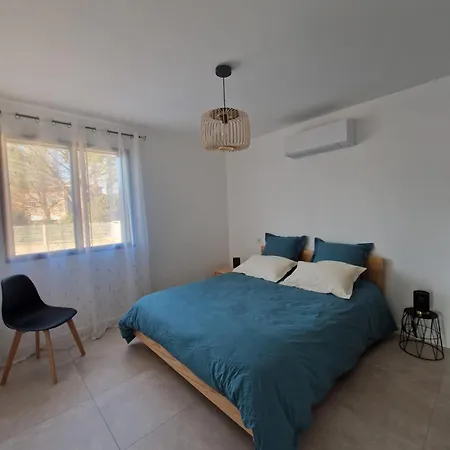 Terre De Crussol - Gite 3 Etoiles En Ardeche, Avec Piscine Et Clim, 2-4 Personnes Saint-Peray Exterior photo